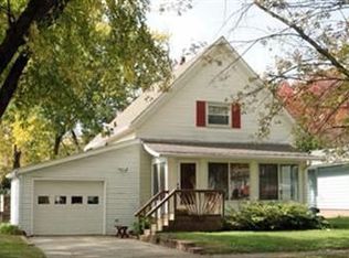 712 N 4th St, Marshalltown, IA 50158