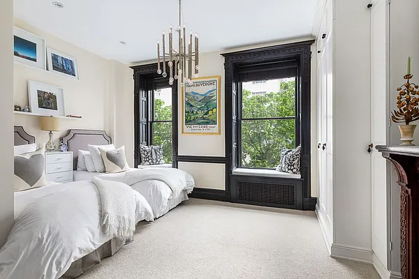 Sold by Compass | media 28