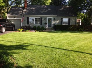 4014 Oxford Rd, Prairie Village, KS 66208