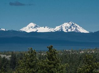 59806 Medicine Hat Ln, Bend, OR 97702