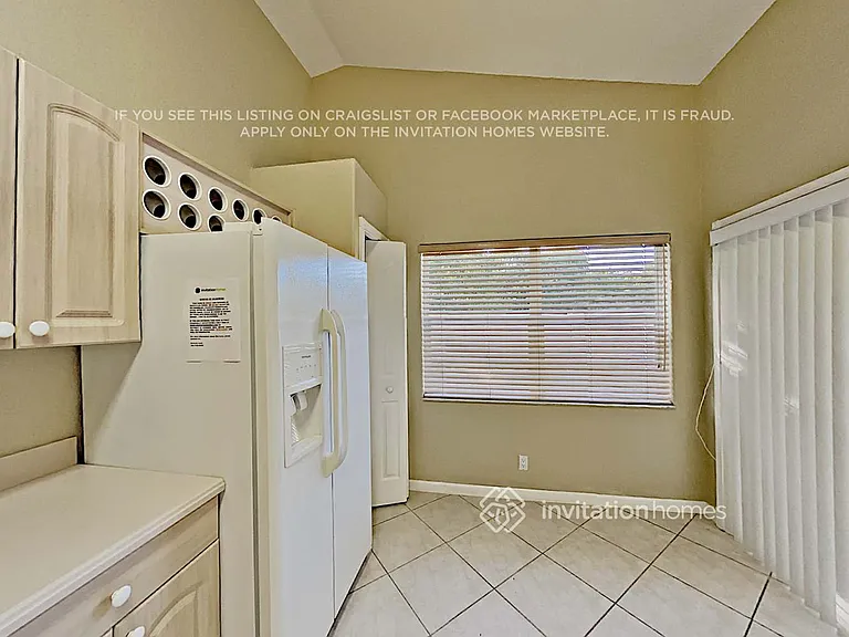 3970 Sea Grape Cir — Photo 7