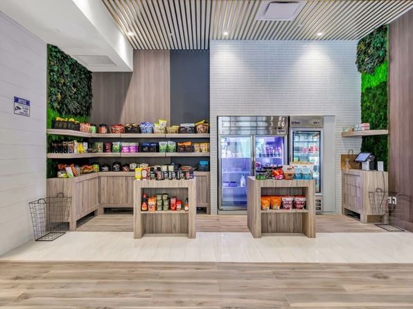 19 Farm Springs Rd #228