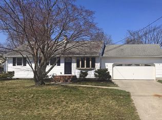 301 Willow Dr, Neptune, NJ 07753