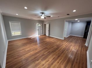 460 Wakefield Trce, Alpharetta, GA 30004