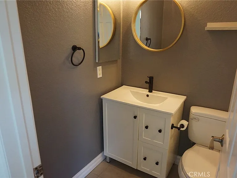 2423 Minuteman Way — Photo 7