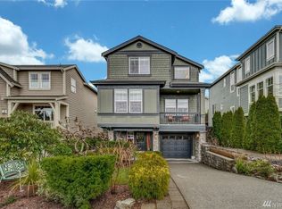 212 4th St S, Kirkland, WA 98033