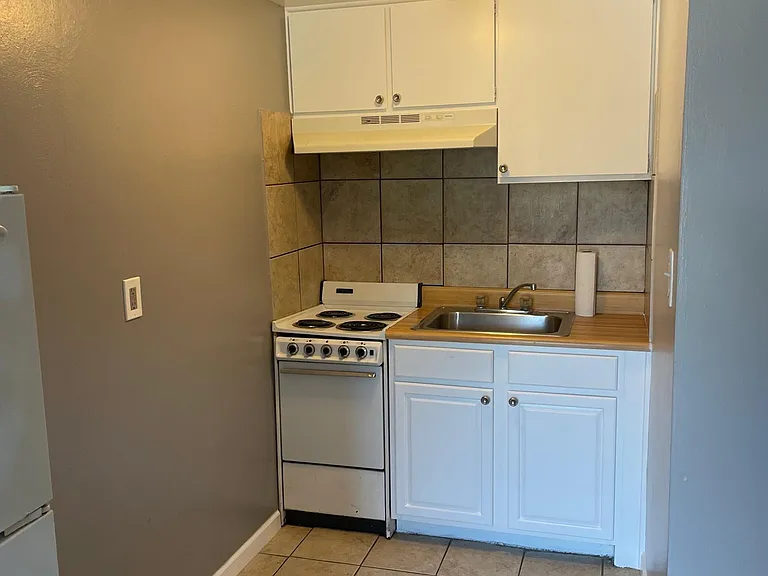 229 Moon Clinton Rd #7 — Photo 2