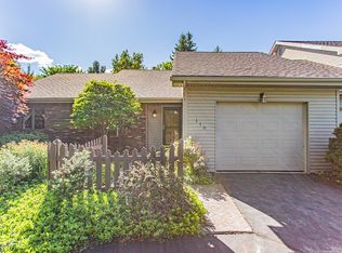 115 Diamond Way, Cortland, OH