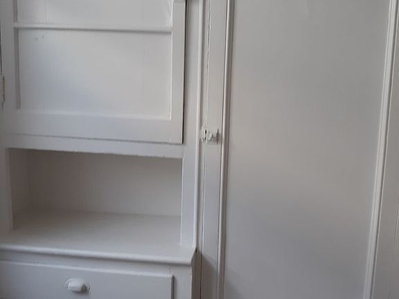 3rd image of 2268 29th St #2