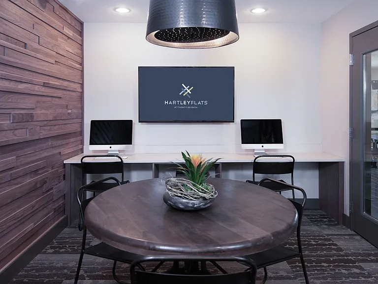 Wi-Fi business center