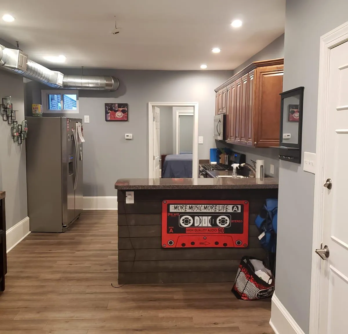 1 bed, 800 sqft, $1,395 — Photo 2