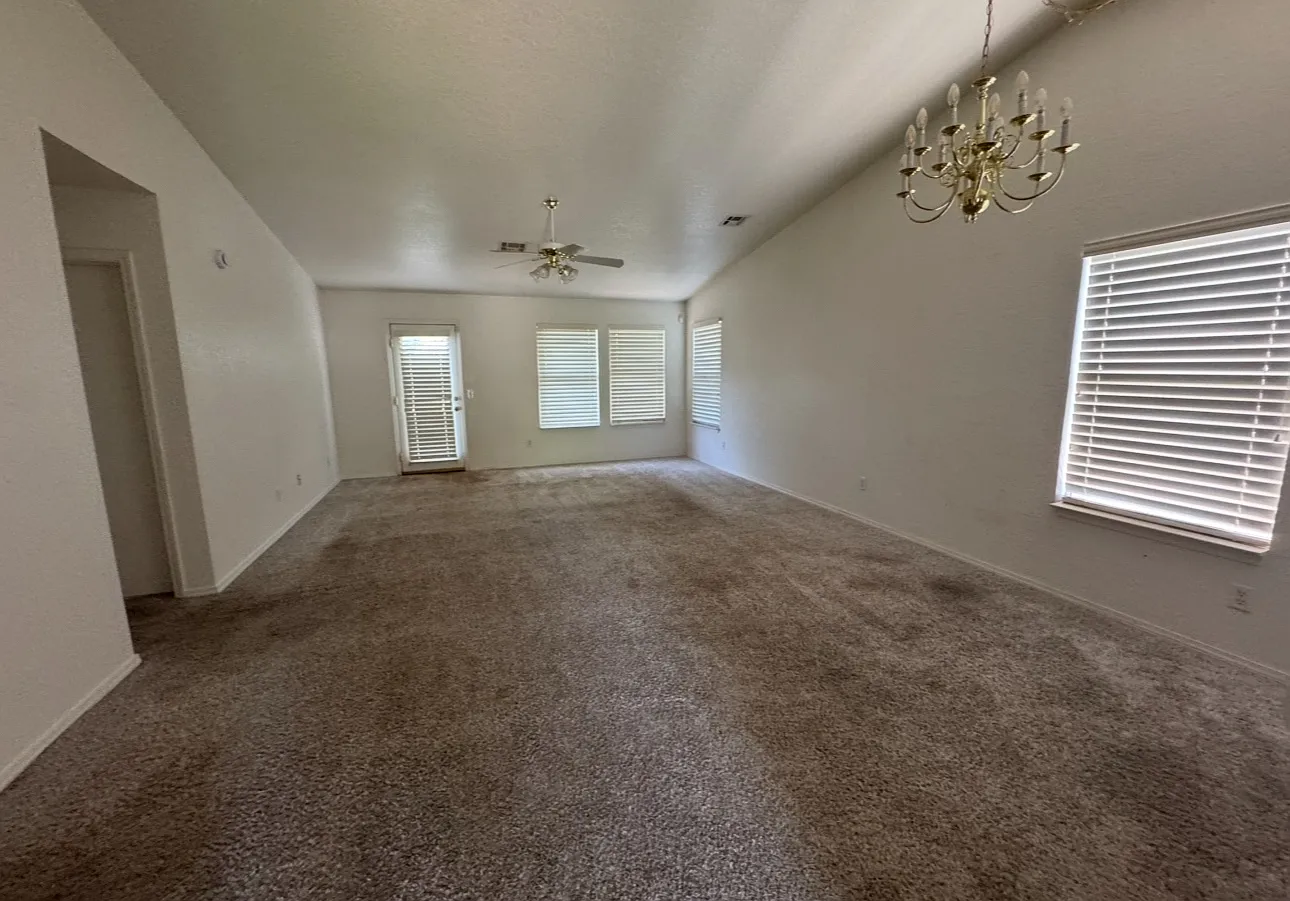 4 bed, 1455 sqft, $1,500 — Photo 3