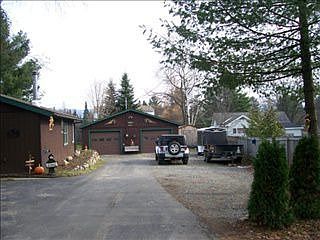 4th image of 80 Balsam St