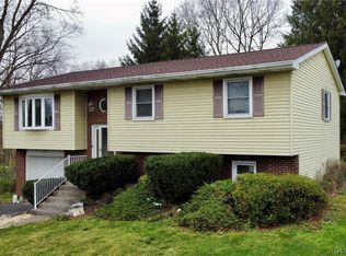 109 Gallagher Rd, Whitehall, PA 18052