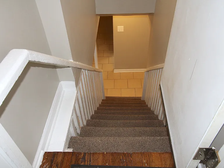 1519 N Linder Ave #G — Photo 4