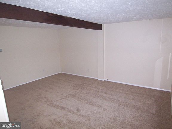 3rd image of 232 Drexel Dr
