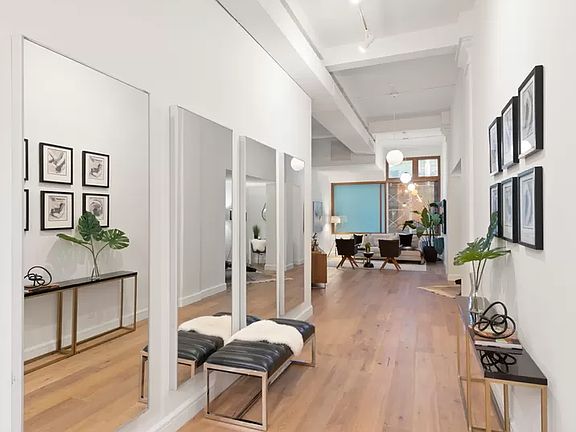 3rd image of 147 W 22nd St APT 1E