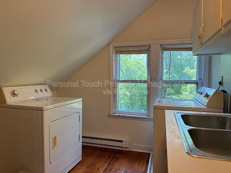 411 4th Ave S #3 — Photo 34