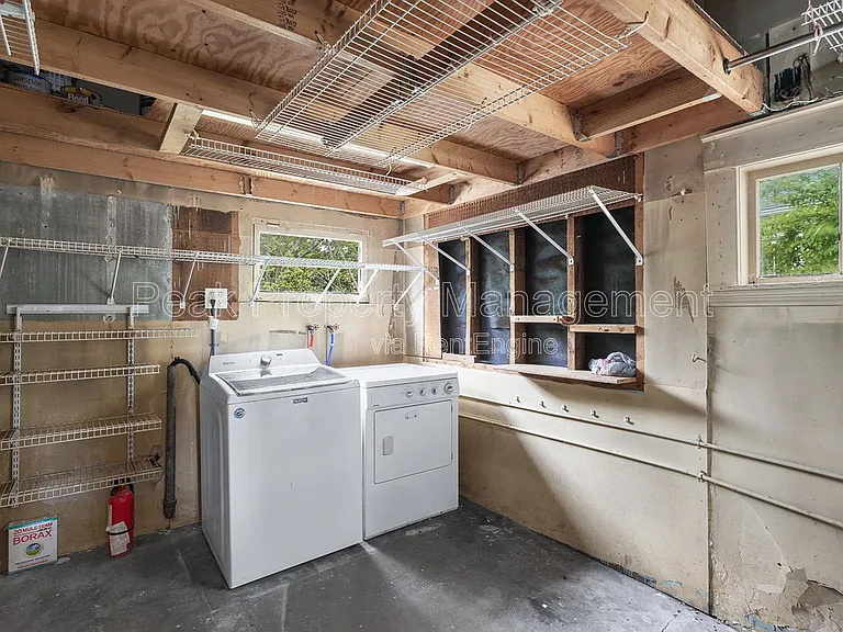 1310 Greycourt Ave — Photo 17