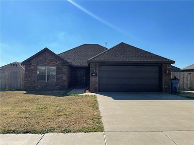 807 Almond St SW, Gravette, AR, 72736