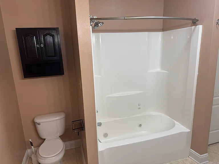 1050 Gage Dr — Photo 28