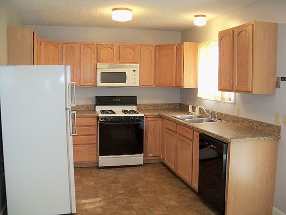 2nd image of 1108 Sunnyside Ln APT 1