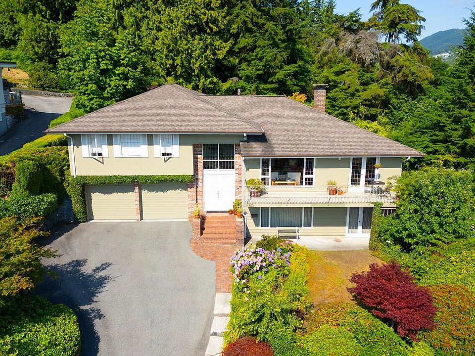 1st image of 805 Younette Dr