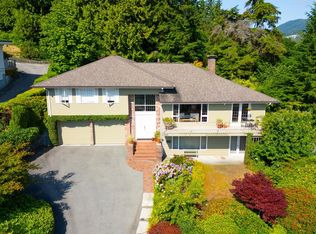 805 Younette Dr, West Vancouver, BC V7T 1T1