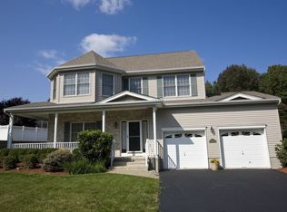 3 Lazarus Dr, Ledgewood, NJ 07852