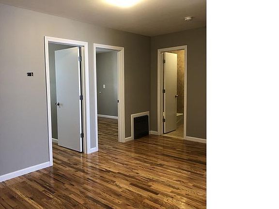 3rd image of 53 Thompson St #1