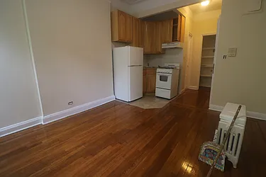 Rented by LEE & ASSOCIATES NYC RESIDENTIAL LLC