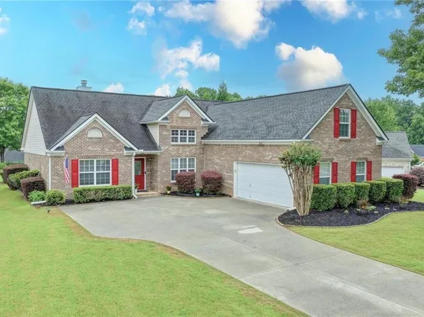 5205 Ashbury Manor Ln, Sugar Hill, GA 30518