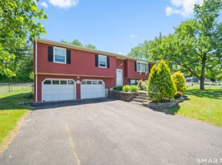 55 Hacienda Circle, Southington, CT 06479