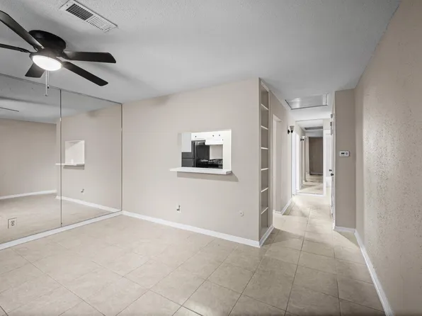 6401 Skyline Dr APT 38, Houston, TX 77057