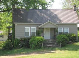 409 W Broad St, Wedowee, AL 36278