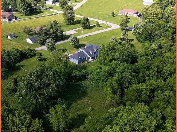 3rd image of 101 Harry Rucker Rd