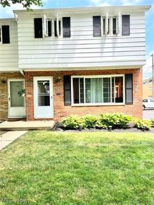 27651 Lake Shore Blvd APT A1, Euclid, OH, 44132
