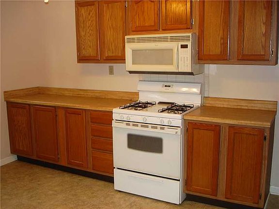 5th image of 602 Park Dr
