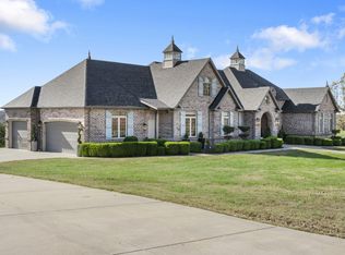 9386 E Maple Ridge Ln, Strafford, MO 65757