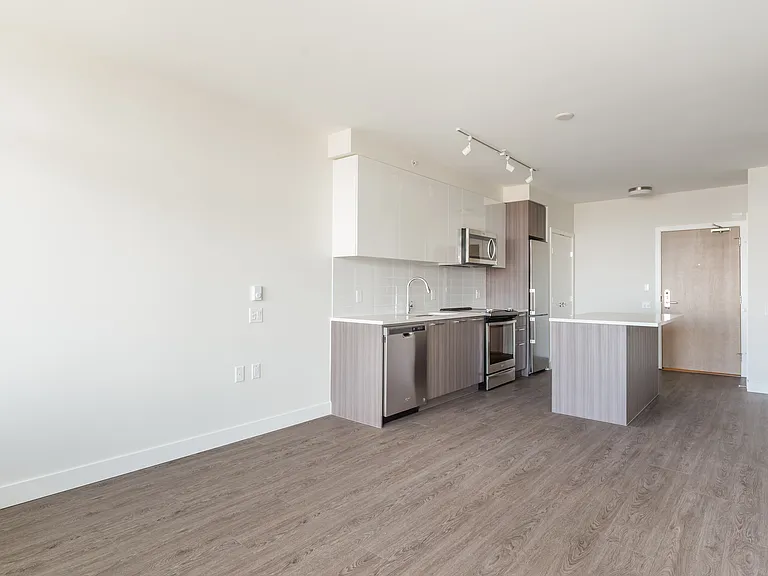 228 Nelsons Cres — Photo 20