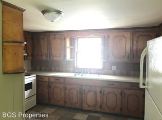 131 Washington St #B, Newbern, TN 38059