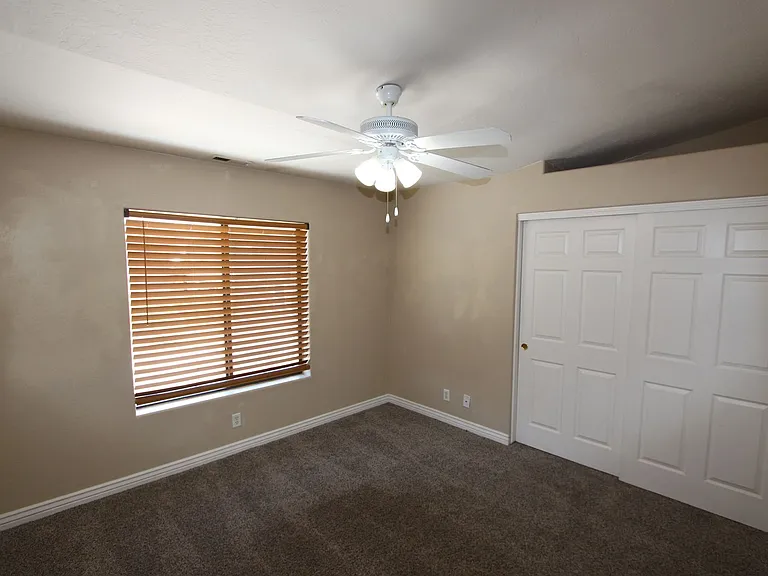 1535 E Payton Way — Photo 23