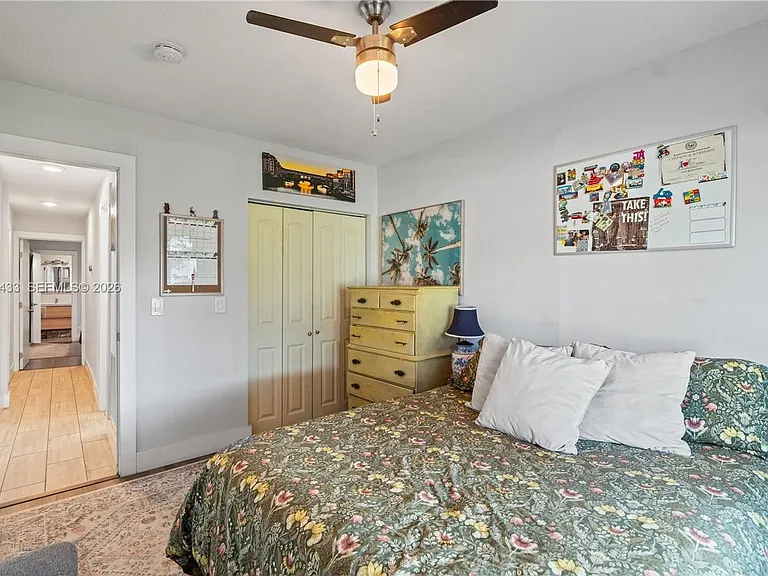 2447 Wilson St — Photo 15