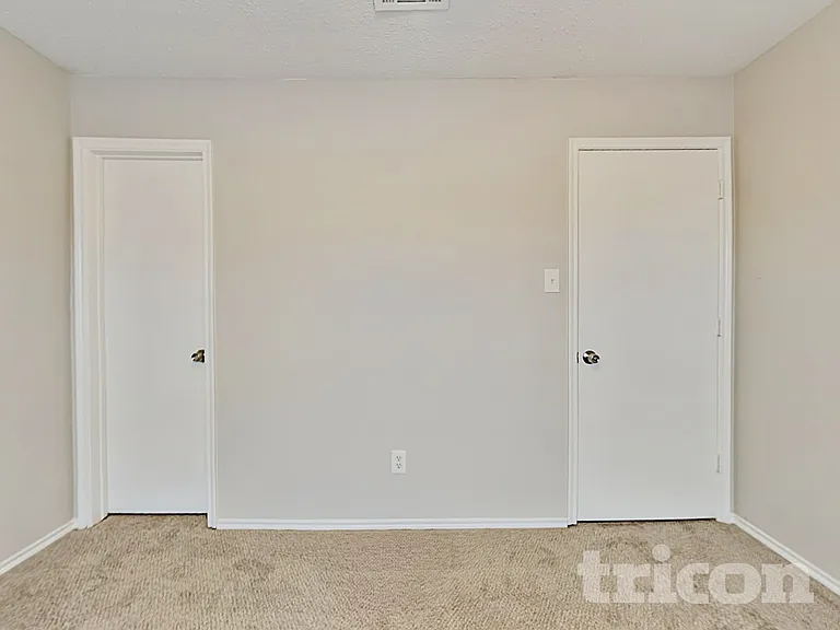 128 Richh St — Photo 11
