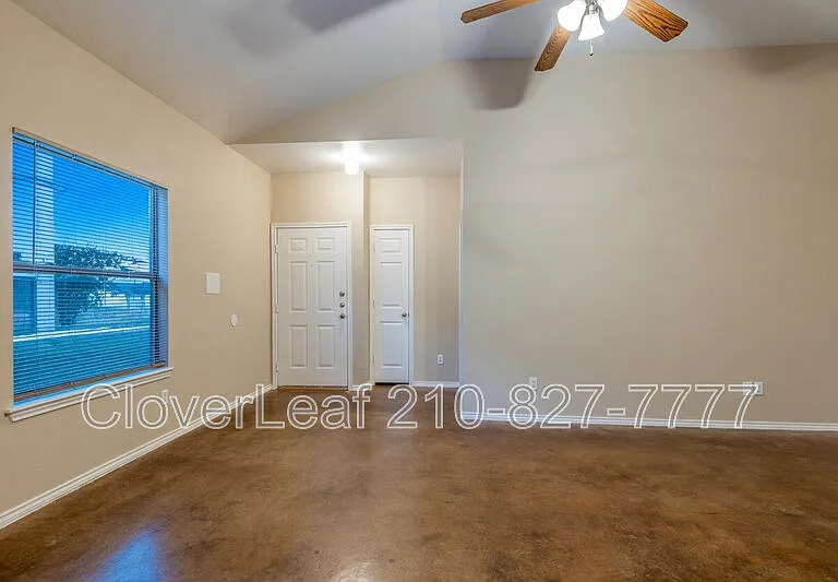 5718 Golf Hts #2 — Photo 5