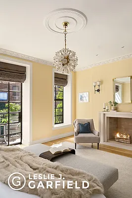 Sold by Leslie J. Garfield | media 11