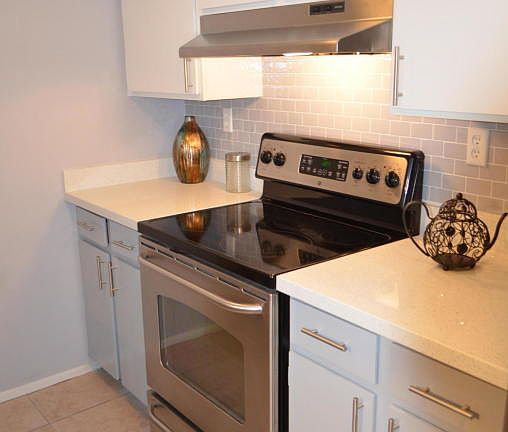 4th image of 1730 W Emelita Ave APT 1022