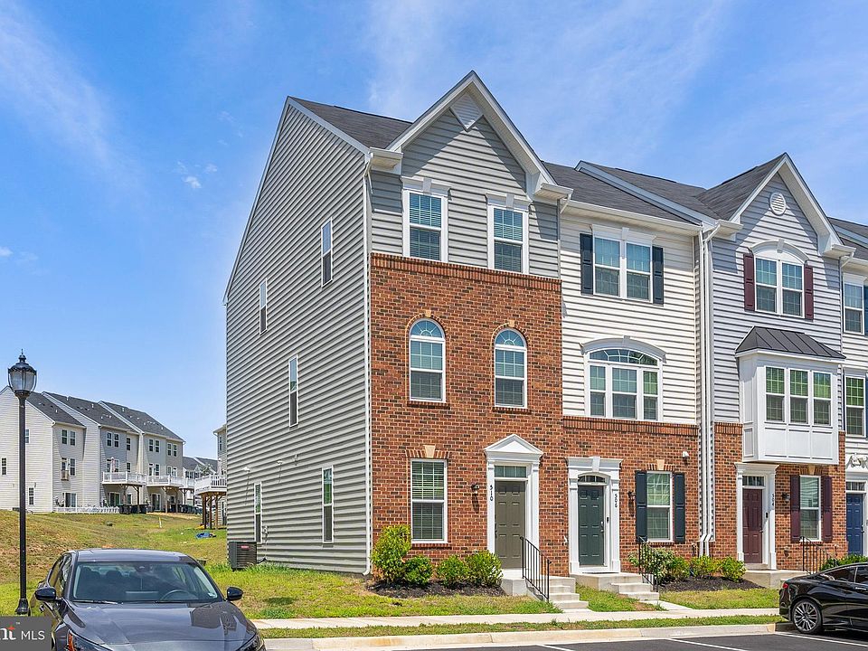 1st image of 510 River Crest Way