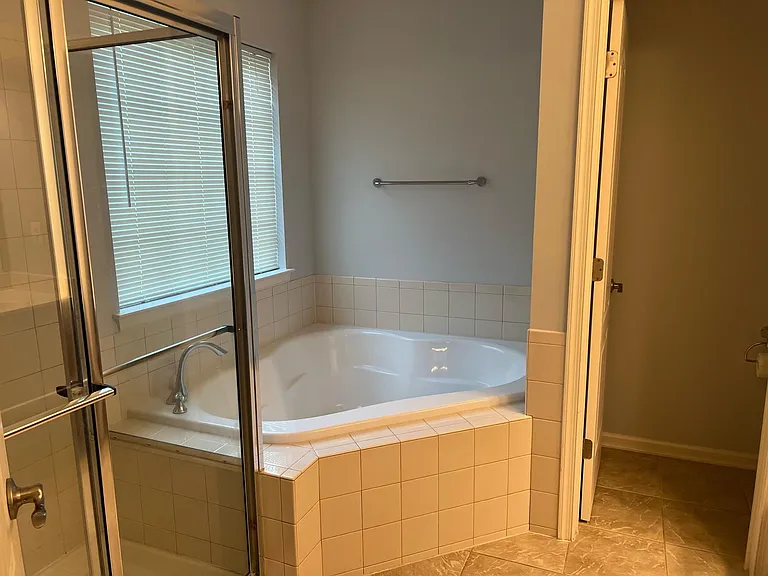 23193 Tradewind Dr — Photo 8