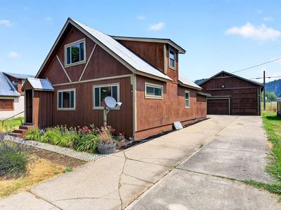 309 Park St, Metaline Falls, WA, 99153
